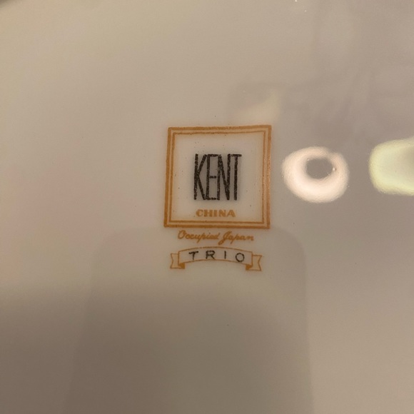 Kent China Trio Pattern Oval Serving Bowl. Mint condition. - Picture 5 of 5